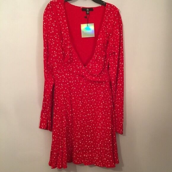 ✨ Red Star Ruffle Detail Tea Dress✨ - Picture 5 of 7